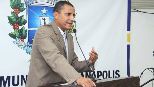 Sargento Pereira Júnior quer mais agilidade na expedição de Carteira de Identidade no Vapt Vupt